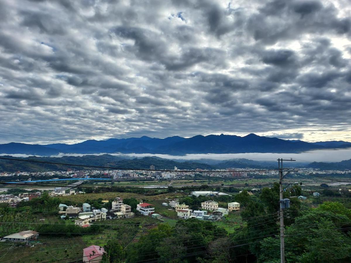Rainbow Hill House彩虹山舍 Apartment Shigang Exterior photo
