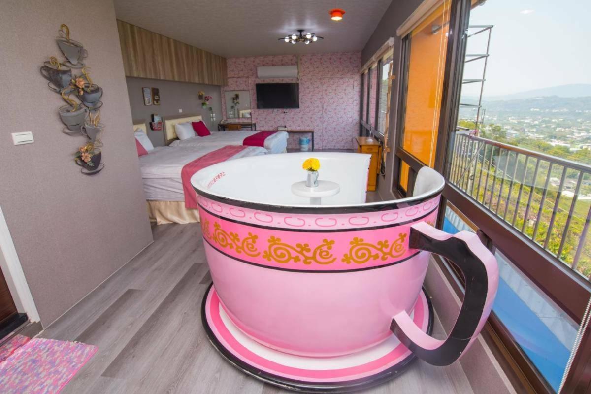 Rainbow Hill House彩虹山舍 Apartment Shigang Exterior photo